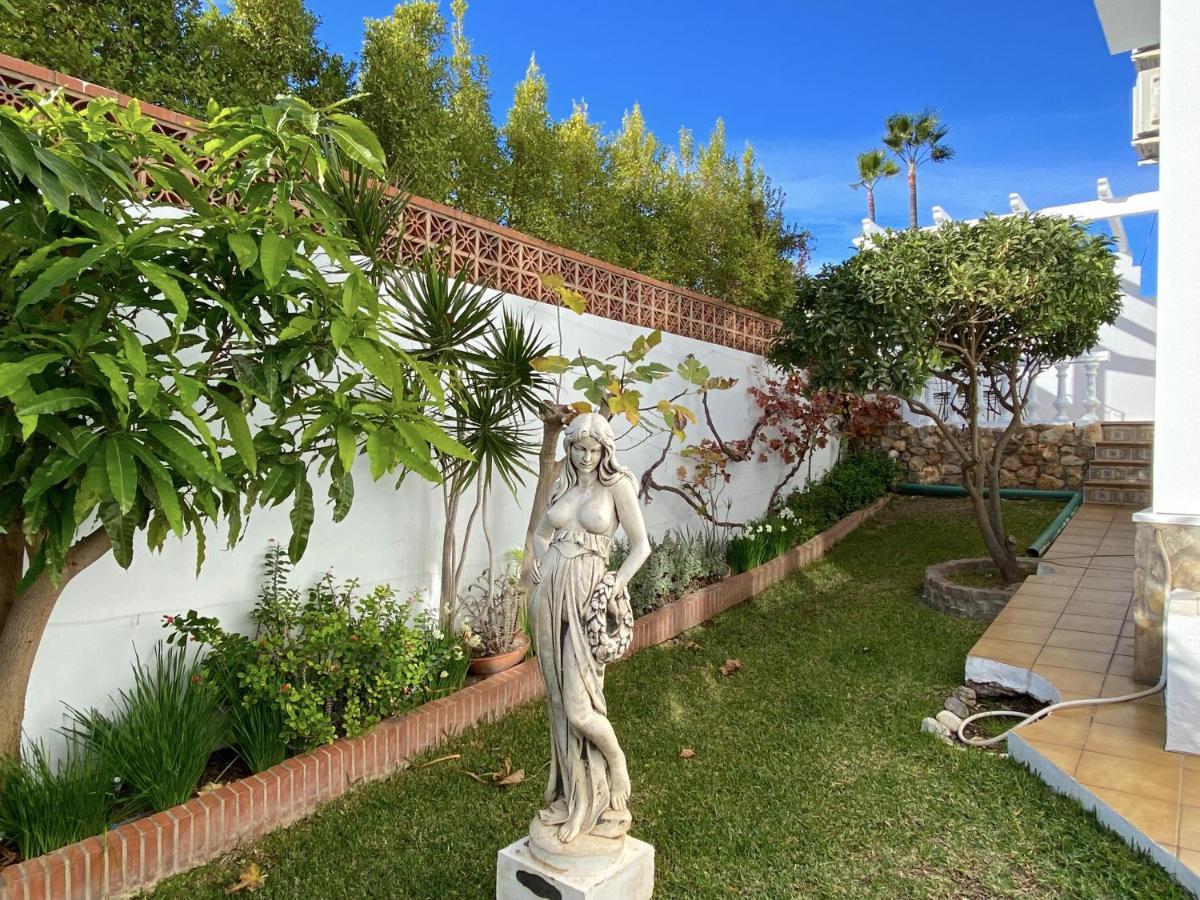 Villa Sandra Al Fresco Apartment Нерха Экстерьер фото